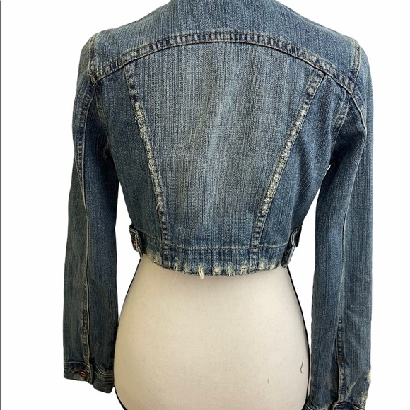 Z-G crop jean jacket distressed look. Size small Z-G crop jean distressed - Picture 6 of 6